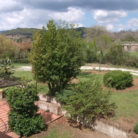 Valdicciola Apartment *