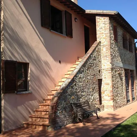 Valdicciola Apartment